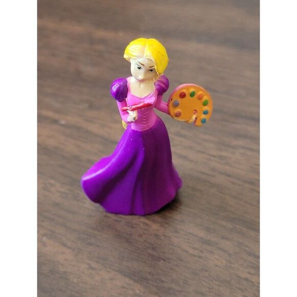 Disney Tangled Rapunzel painting toy figure Pixar princess - Picture 1 of 4